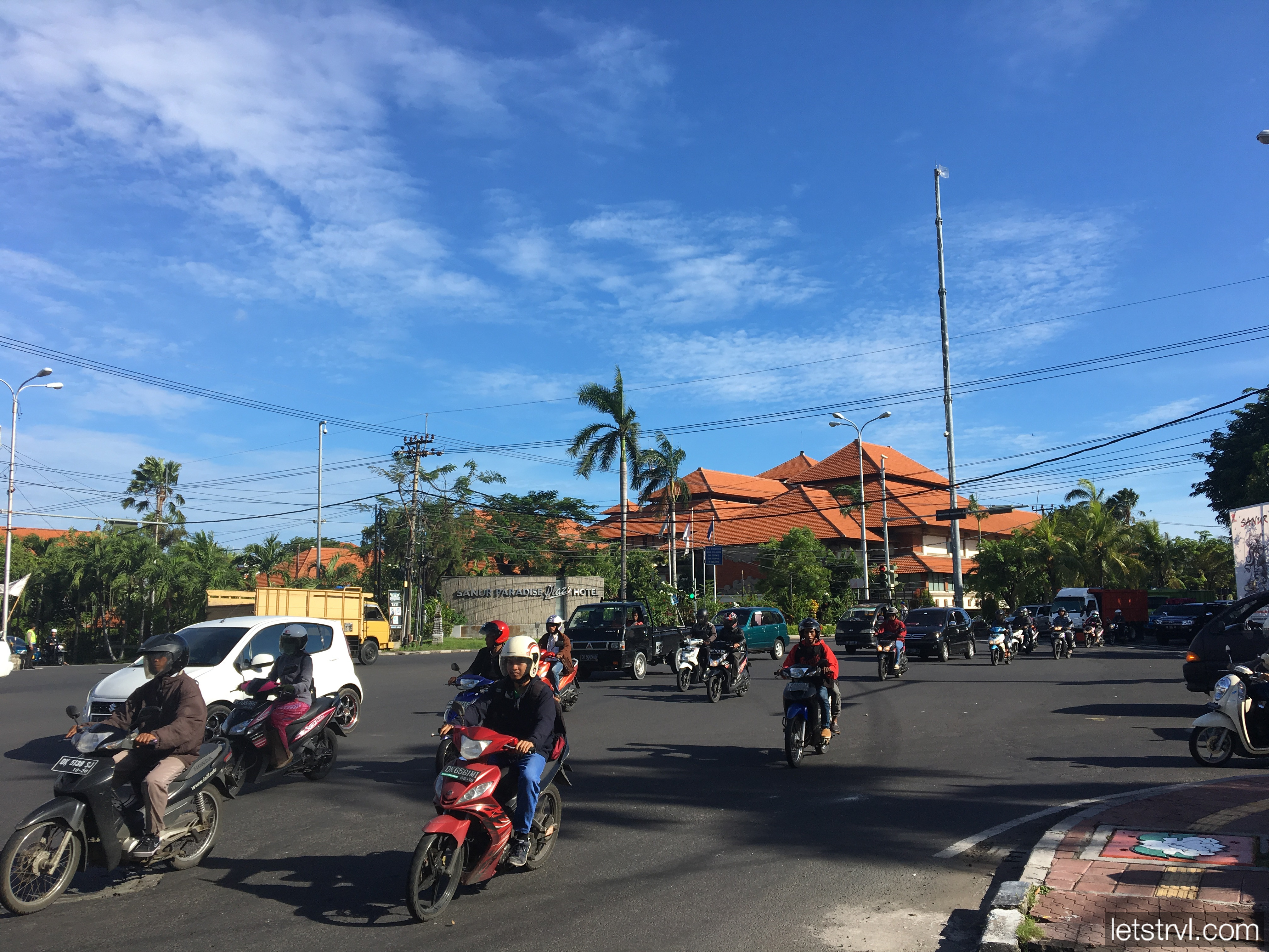 Движение на дорогах Бали
