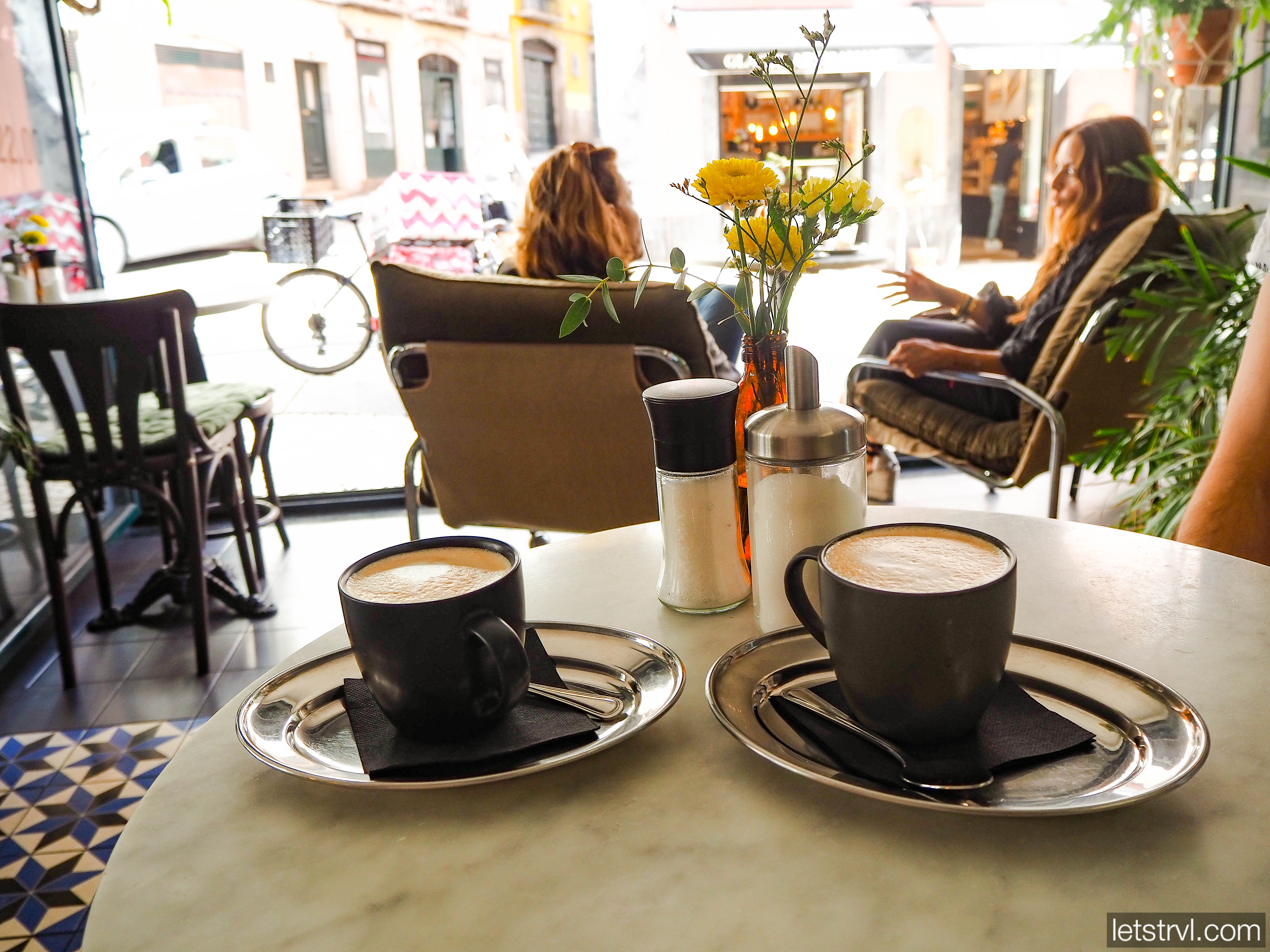 Кафе Bowls&Bar в Лиссабоне